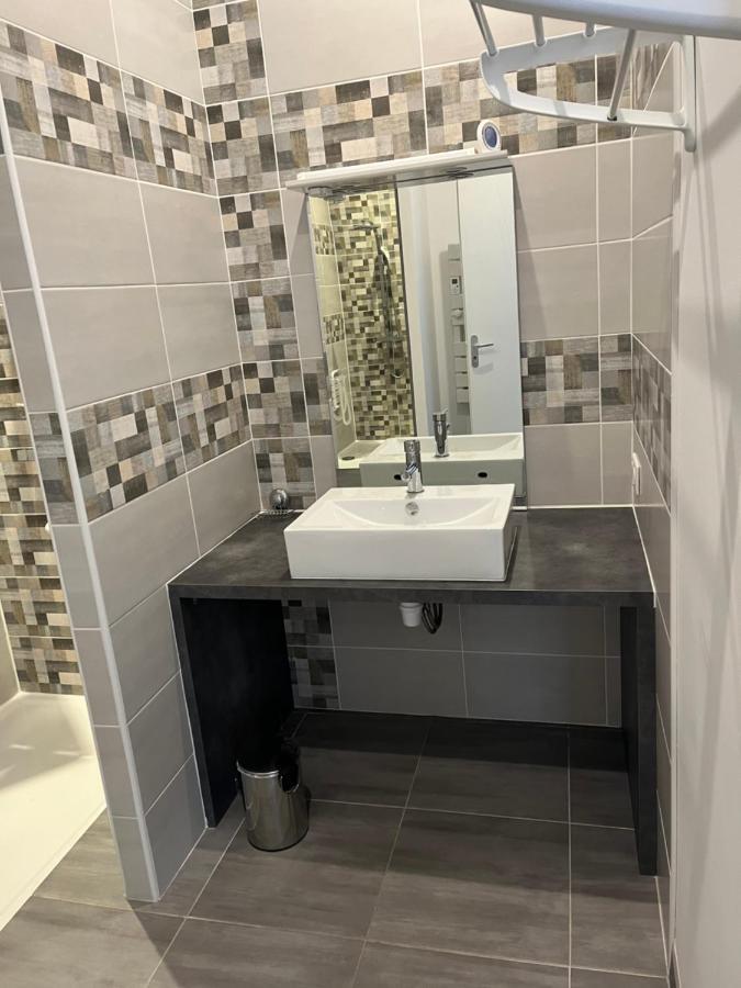 Appartement T4 140 M2 Spacieux Et Calme Pour 8 Personnes Люс-Сен-Совер Екстериор снимка